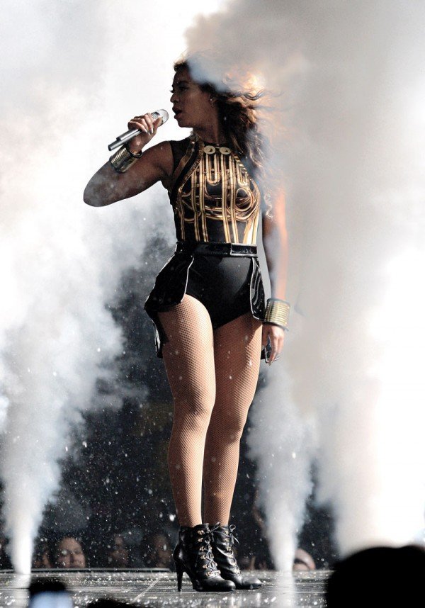 Beyonce-Mrs-Carter-World-Tour-David-Koma-Bodysuit-600x858.jpg